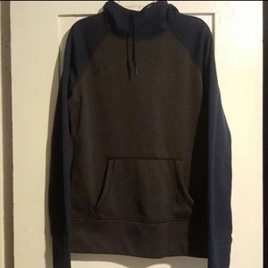 Women’s Nike dri fit hoodie small
